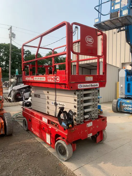 2017 MEC 4046SE Scissor Lift
