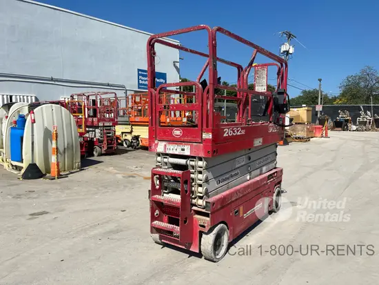 2017 MEC 2632SE Scissor Lift