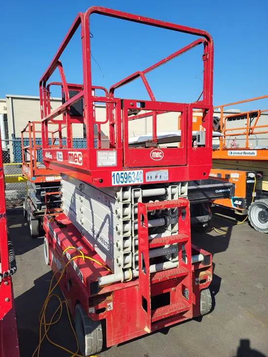 2017 MEC 4046SE Scissor Lift