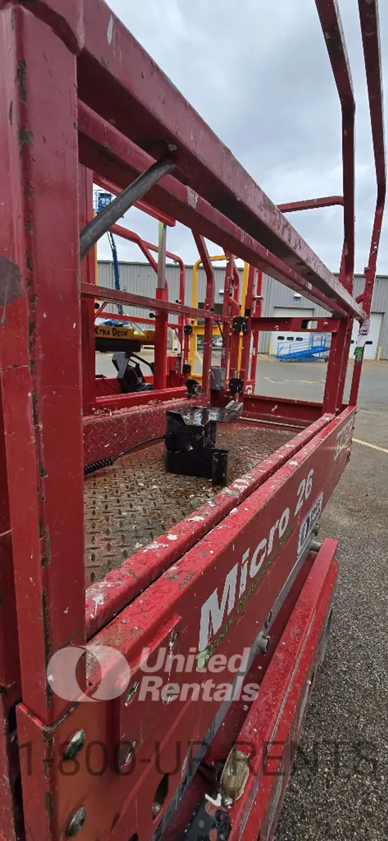 2019 MEC MICRO 26 Scissor Lift
