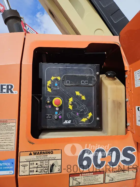2017 JLG 600S Boom Lift
