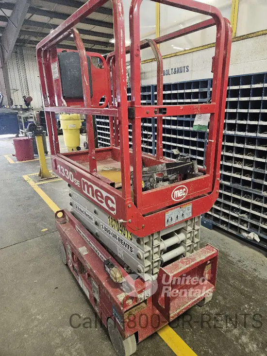 2017 MEC 1330SE Scissor Lift