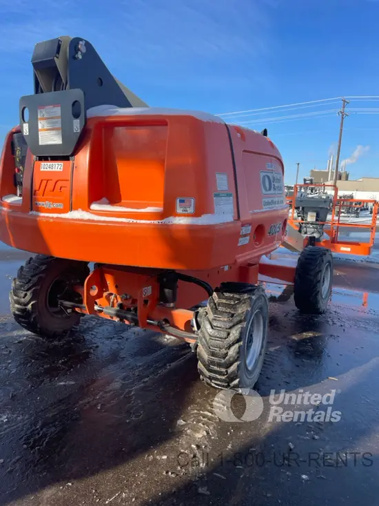 2014 JLG 400S Boom Lift