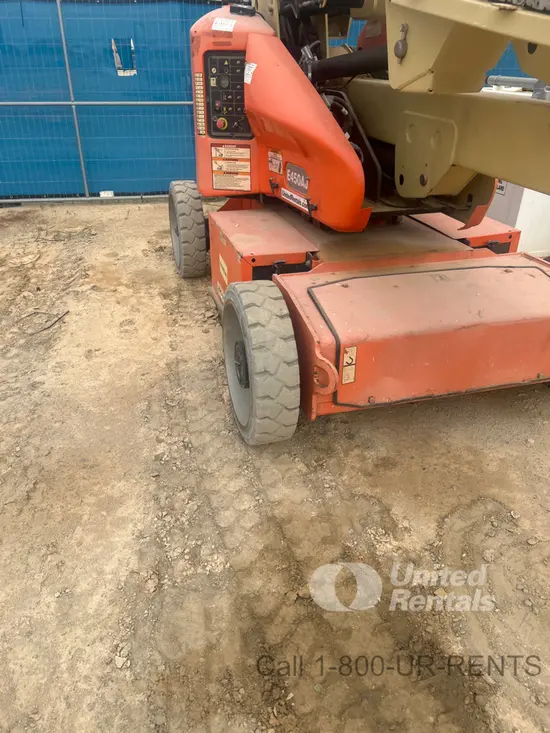 2018 JLG E450AJ Articulating Boom Lift