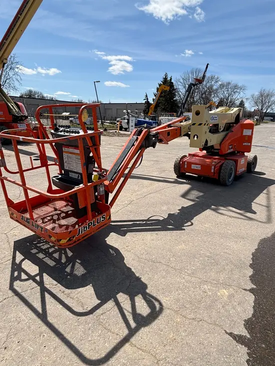 2021 JLG E400AJPN Articulating Boom Lift
