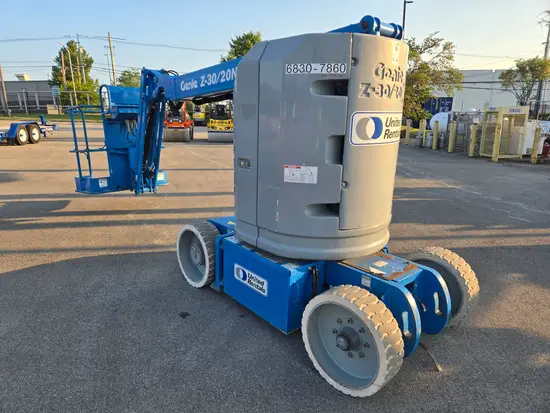 2016 Genie Z-30/20N Articulating Boom Lift