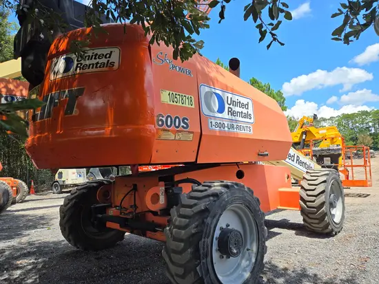 2017 JLG 600S Boom Lift