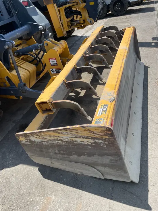 2019 John Deere 210L EP Wheel Loader