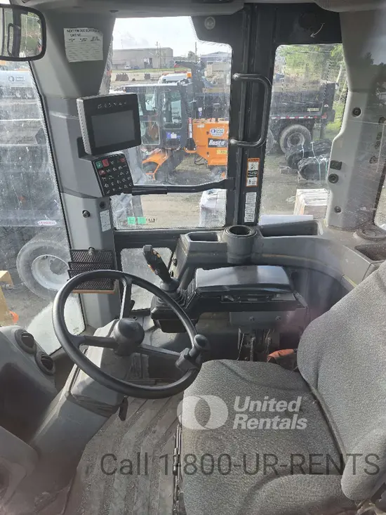 2019 John Deere 624L Wheel Loader