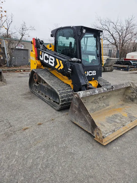 2021 JCB 3TS-8T Track Loader