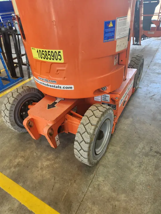 2017 JLG E300AJP Articulating Boom Lift