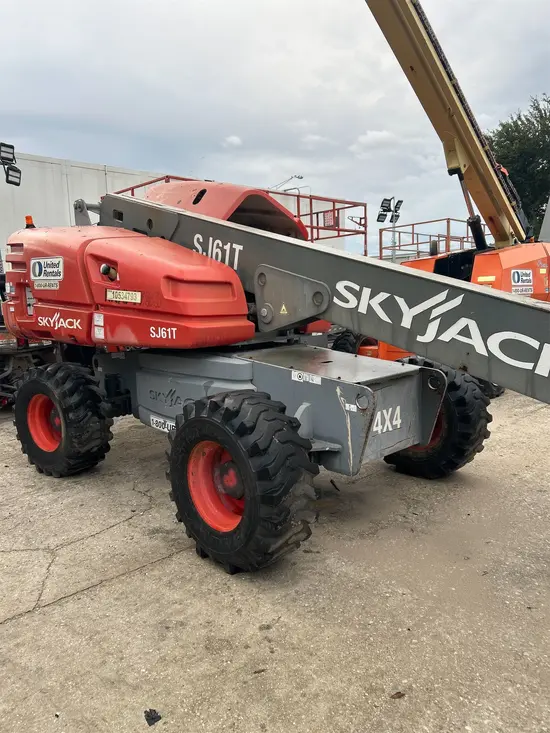 2016 Skyjack SJ61T Boom Lift