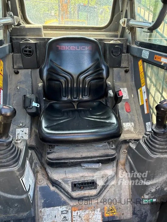 2021 Takeuchi TL6CR Track Loader