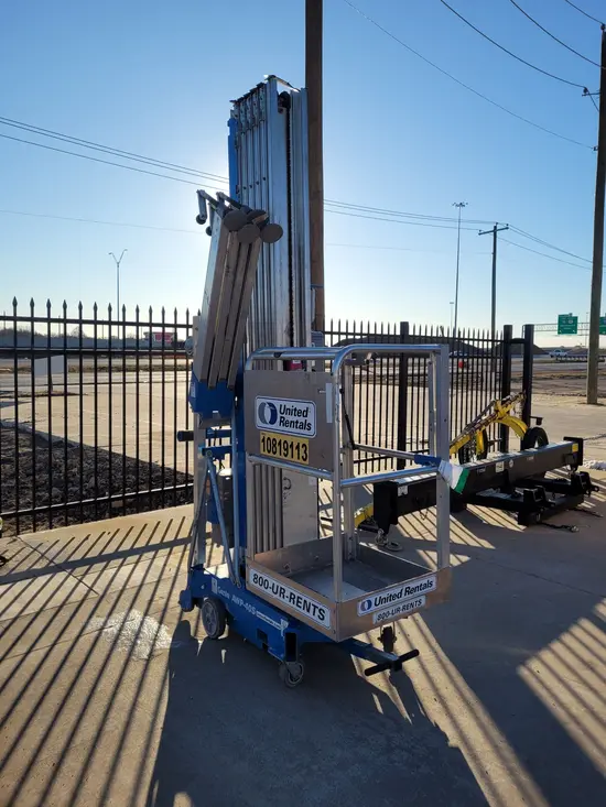 2018 Genie AWP-40SDC Pusharound Lift