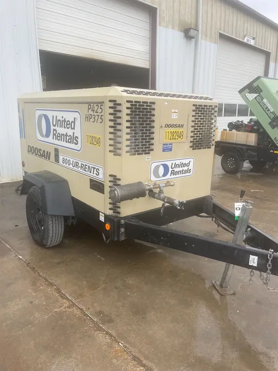 2021 Doosan P425/HP375WCUT4 Air Compressor