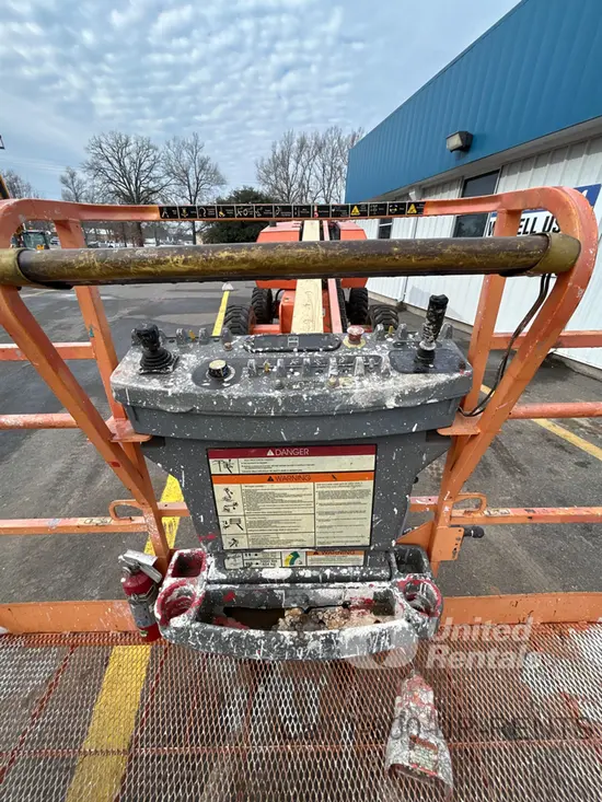 2017 JLG 600S Boom Lift