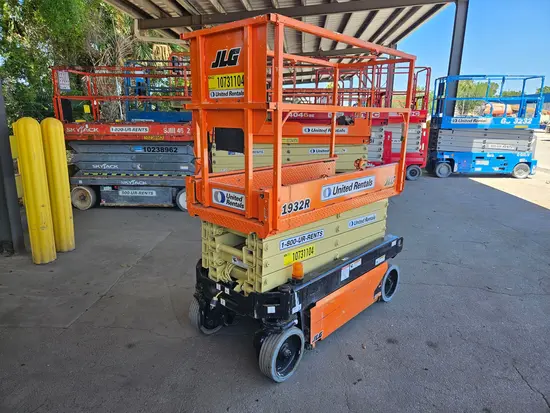 2018 JLG 1932R Scissor Lift