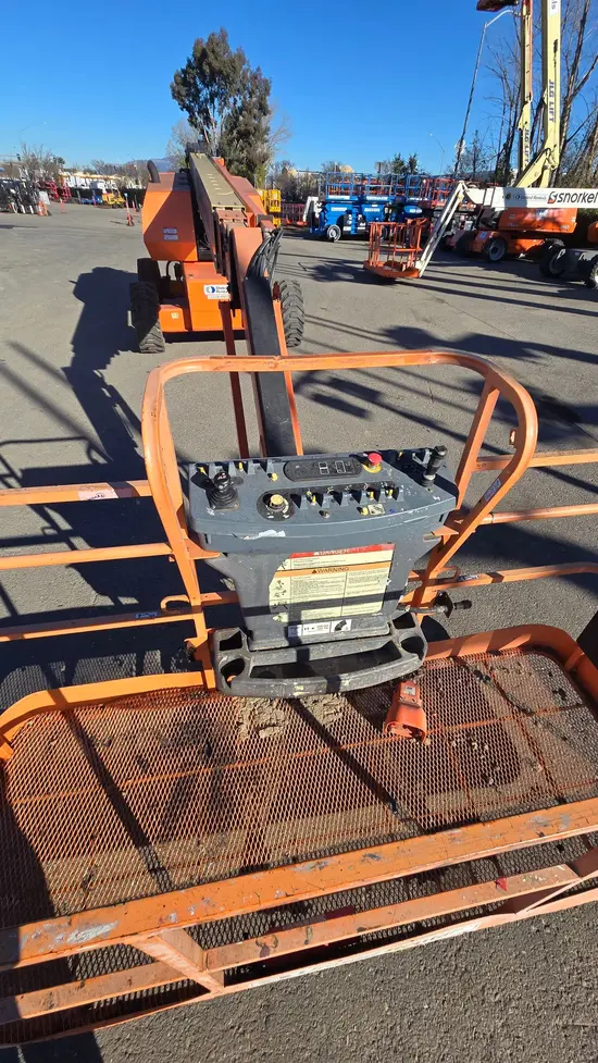 2017 JLG 660SJ Boom Lift