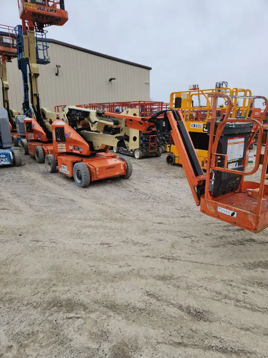 2015 JLG E400AJPN Articulating Boom Lift