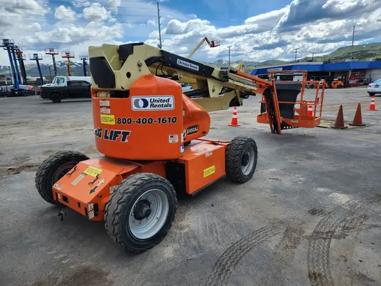 2016 JLG E450AJ Articulating Boom Lift