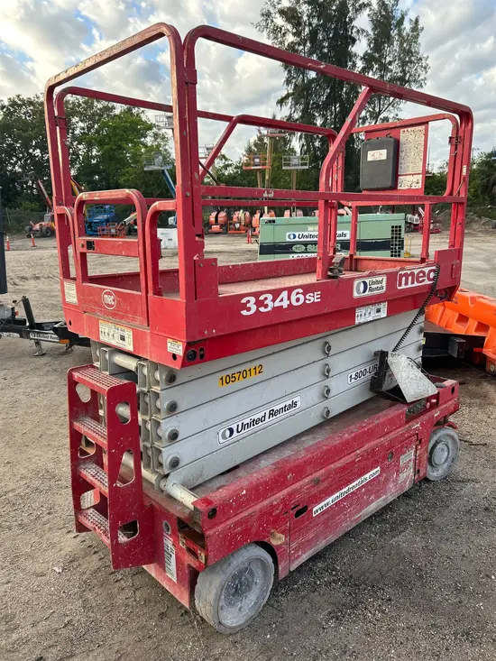 2017 MEC 3346SE Scissor Lift