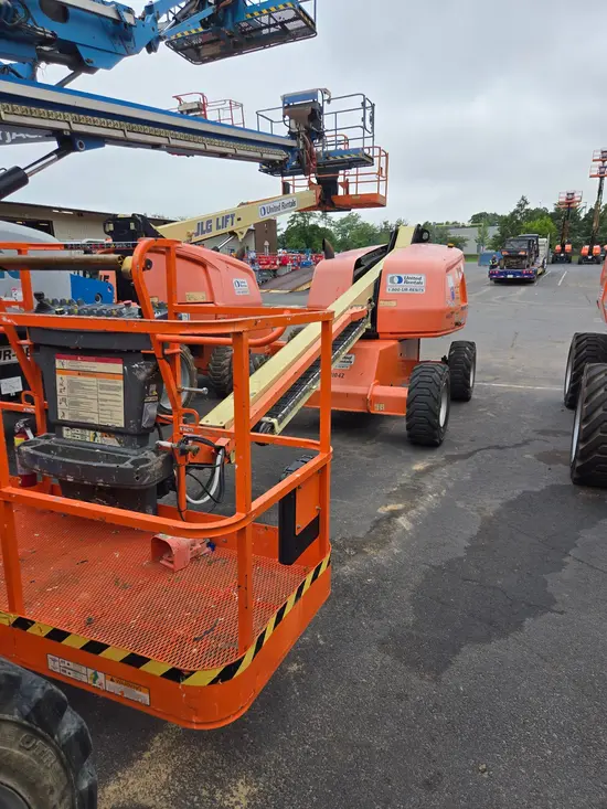 2016 JLG 400S Boom Lift
