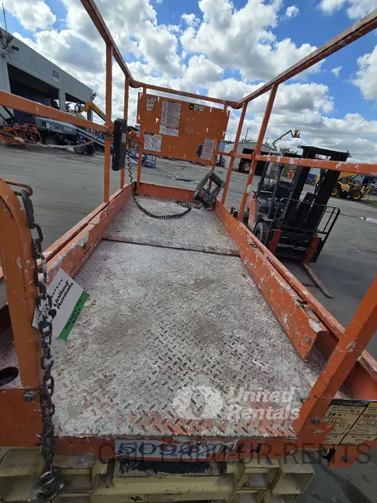 2017 JLG 3246ES Scissor Lift