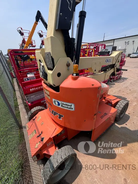 2018 JLG E400AJPN Articulating Boom Lift