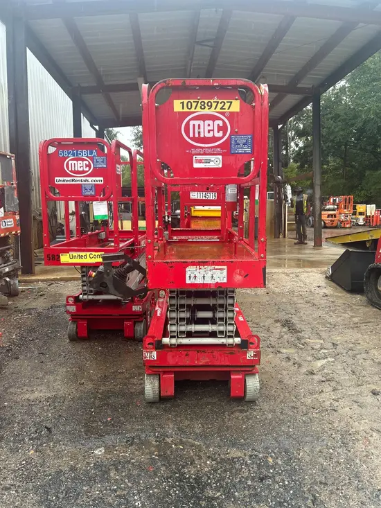 2018 MEC MICRO 19 Scissor Lift