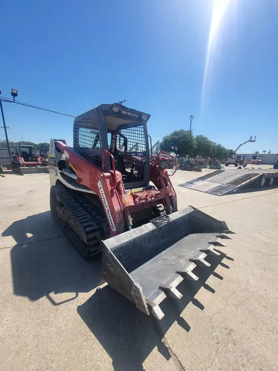 2017 Takeuchi TL12R2-R Track Loader