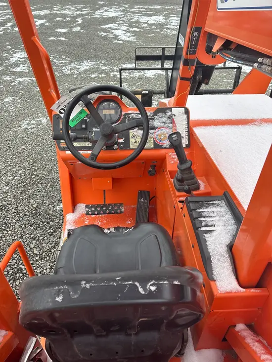 2017 SKYTRAK 8042 Forklift
