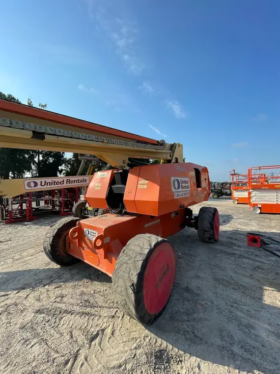 2017 JLG 860SJ Boom Lift