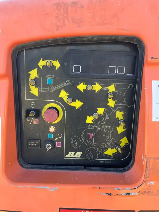 2017 JLG 600AJ Articulating Boom Lift