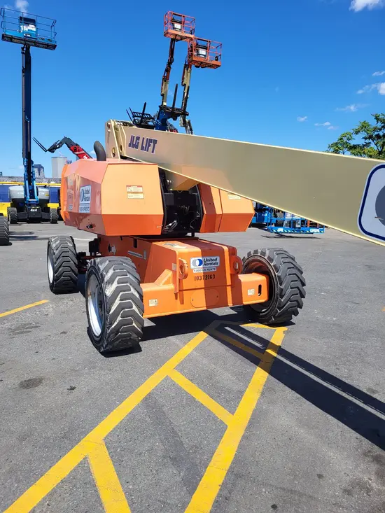 2015 JLG 800S Boom Lift