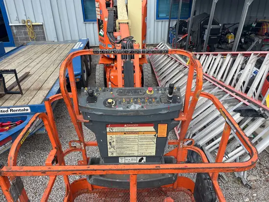 2016 JLG E300AJP Articulating Boom Lift