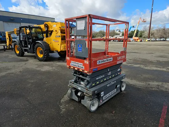 2017 Skyjack SJIII3219 Scissor Lift
