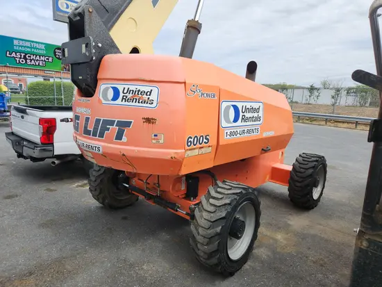 2017 JLG 600S Boom Lift