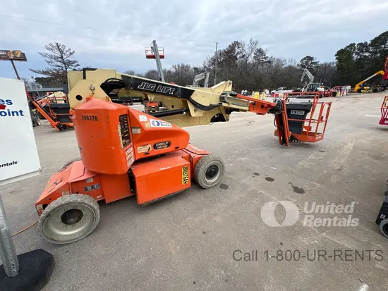 2018 JLG E400AJPN Articulating Boom Lift