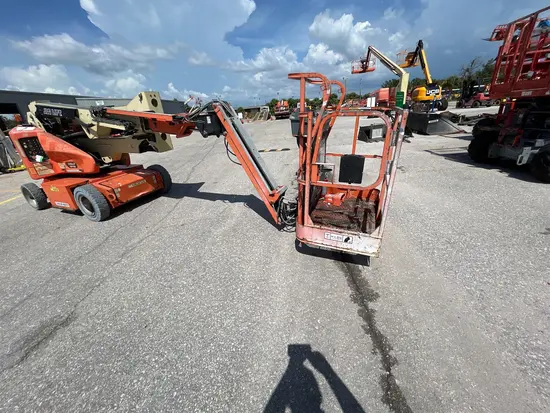 2017 JLG E400AJPN Articulating Boom Lift