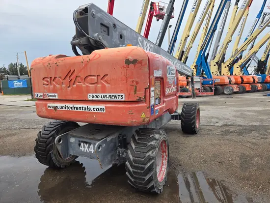 2017 Skyjack SJ86T Boom Lift