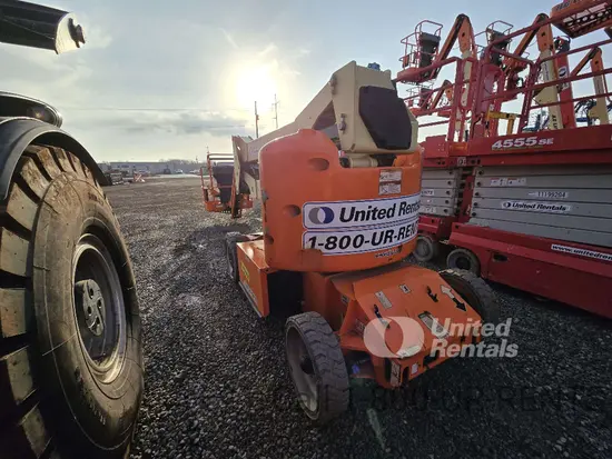 2017 JLG E400AJPN Articulating Boom Lift