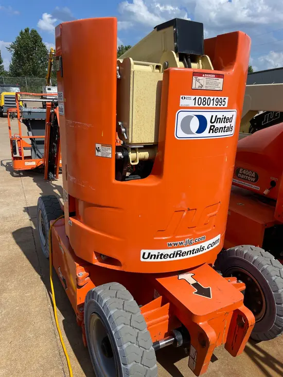 2018 JLG E300AJP Articulating Boom Lift