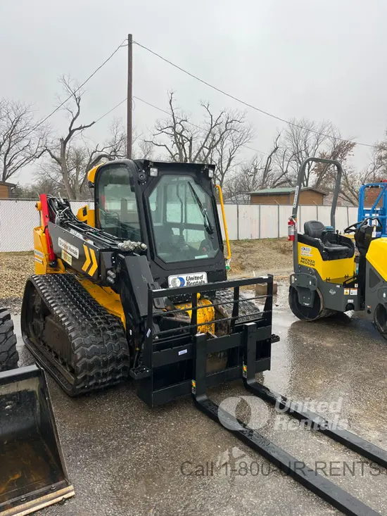 2020 JCB 3TS-8T Track Loader