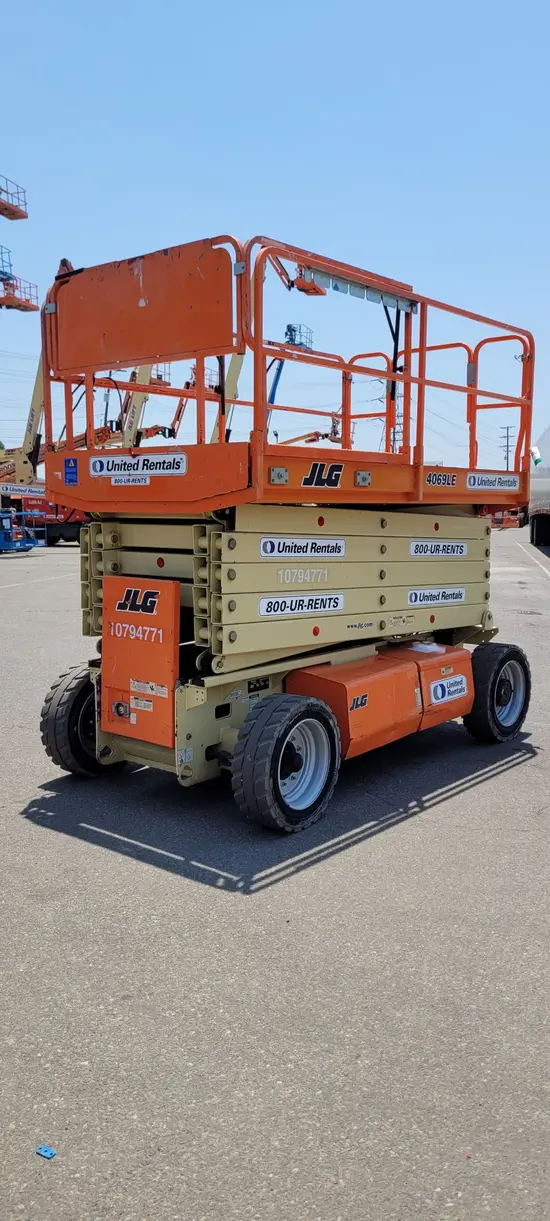 2018 JLG 4069LE Scissor Lift