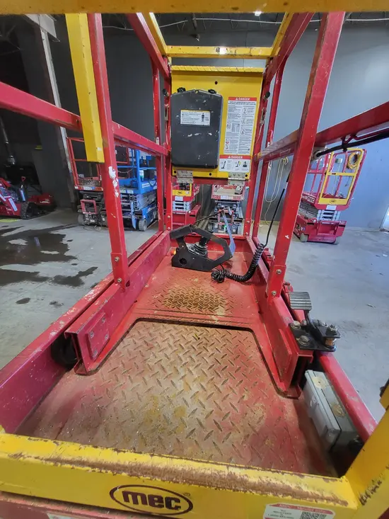 2021 MEC MICRO 13-XD Scissor Lift