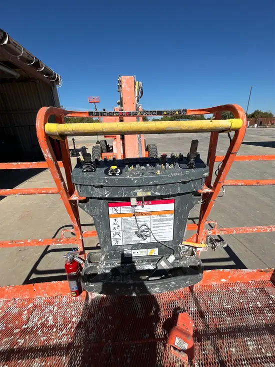 2017 JLG 460SJ Boom Lift