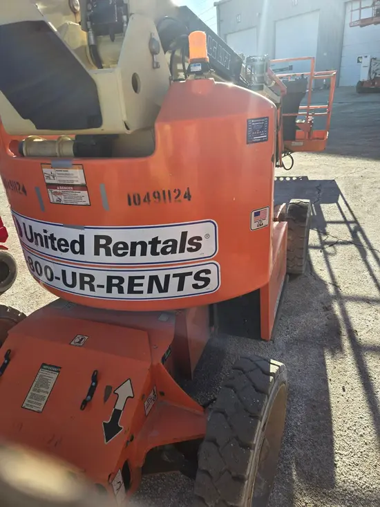 2016 JLG E450AJ Articulating Boom Lift