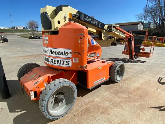 2016 JLG E450AJ Articulating Boom Lift
