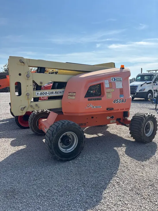 2017 JLG 450AJ Articulating Boom Lift