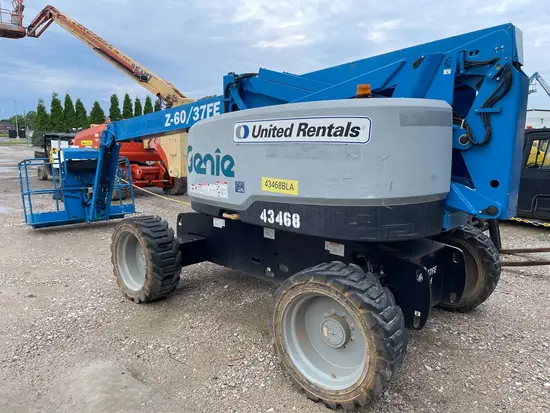 2017 Genie Z-60/37FE Articulating Boom Lift